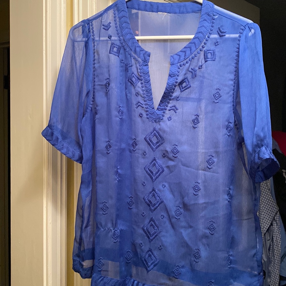blue mesh top
